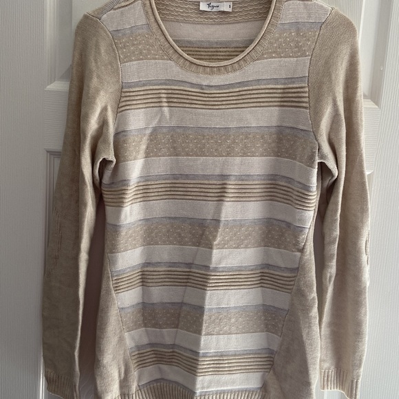 Thyme Maternity Tunic Sweater - Picture 3 of 3